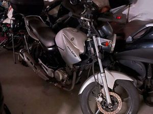 YAMAHA YBR 125 - ANNÉE 2010