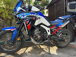 HONDA AFRICA TWIN 2023