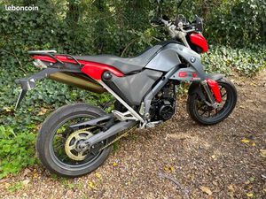 BMW G650XMOTO SUPER MOTARD