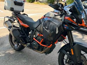 KTM 1090 ADVENTURE