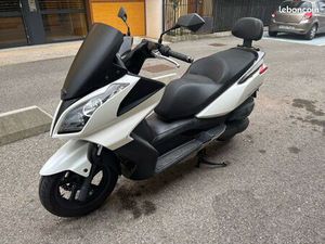 SCOOTER 125 KYMCO DINKSTREET CT OK