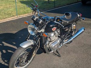 ROYAL ENFIELD INTERCEPTOR 650