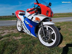 HONDA VFR 400