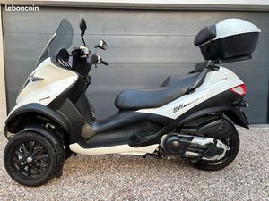 PIAGGIO MP3