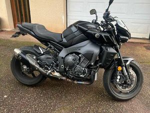 YAMAHA MT10