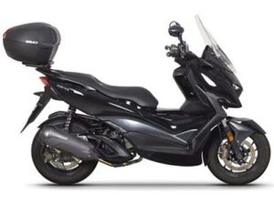 SCOOTER ZONTES 125E ET ACCESSOIRES