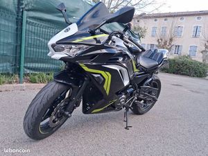 KAWASAKI NINJA 650