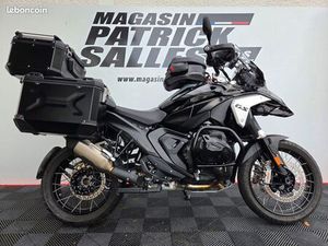 BMW R1300GS TRIPLE BLACK