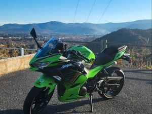 KAWASAKI NINJA 400 A2