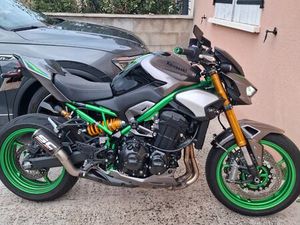 KAWAZAKI Z900SE 2025