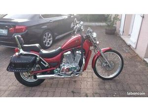 MOTO SUZUKI INTRUDER 750