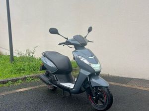 PEUGEOT KISBEE 50 4T. PRIX À DÉBATTRE