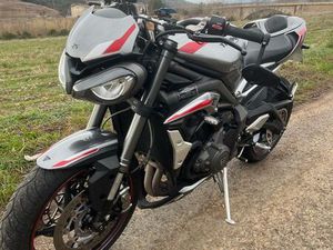 ?? 765 STREET TRIPLE RS