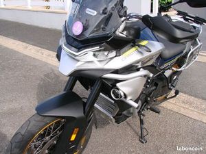 CF MOTO 800 MT