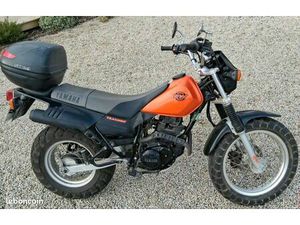MOTO TW 125 YAMAHA