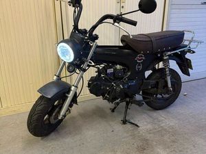 HONDA DAX REPLICA SKYTEAM 125