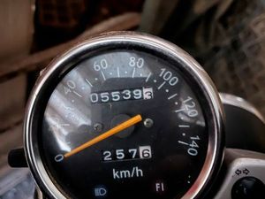 MOTO SUZUKI VANVAN 125