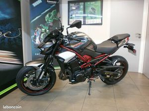 KAWASAKI Z900 A2 2025