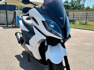 MAXI SCOOTER 125CM3 KYMCO K-XCT 125I ABS