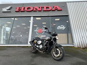 YAMAHA XJR 1300