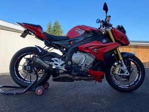 BMW S1000R