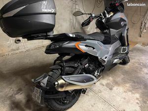 MAXI SCOOTER XP 400 PEUGEOT