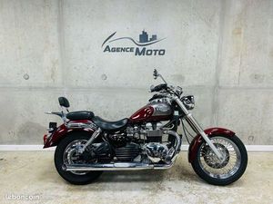 TRIUMPH 800 BONNEVILLE AMERICA