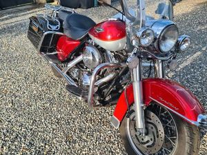 HARLEY DAVIDSON ROADKING