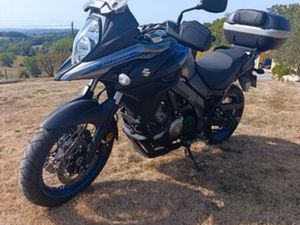 SUZUKI V-STORM 650