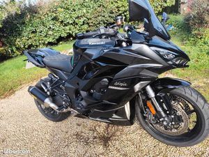 KAWASAKI NINJA 1000SX