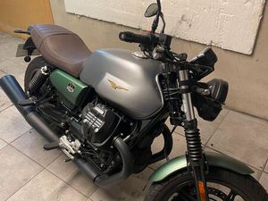 MOTO GUZZI - V7 STONE ÉDITION CENTENAIRE