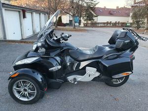 CAN AM SPYDER RT