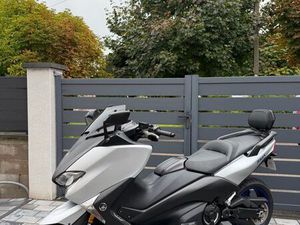 TMAX 530 SX ÉDITION SPORT