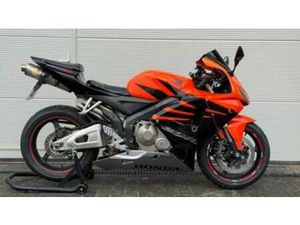 HONDA CBR 600RR | PC37 | FACELIFT | LEOVINCE | 35KW — MOTOREN | HONDA — MARKTPLAATS