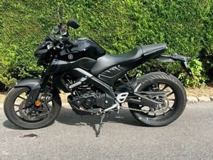 YAMAHA MT-125 2023 – 17 000 KM – ENTRETIEN OK – AFFAIRE À SAISIR