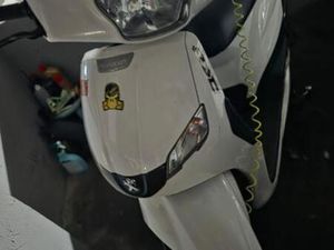PEUGEOT - TWEET 50