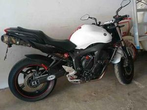 YAMAHA - FZ6