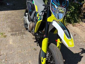 HUSQVARNA HUSQVARNA 701 2022