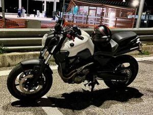 YAMAHA MT-03 660