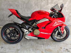 DUCATI PANIGALE V4 NACIONAL