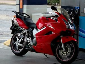 HONDA VFR 800