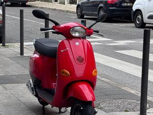 VESPA 4 TEMPOS 50 CC