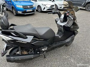 SCOOTER DAELIM 300