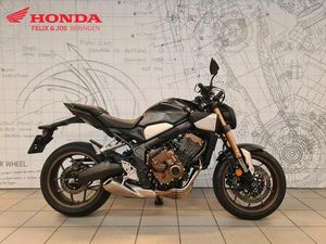 ② HONDA CB650R E-CLUTCH (ANNÉE DE CONSTRUCTION 2025)