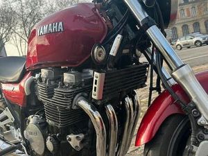 YAMAHA XJR 1200