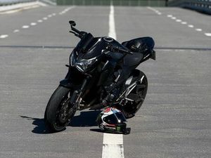 KAWASAKI Z800E