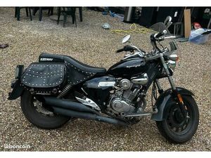 KEEWAY SUPERLIGHT 125 ÉQUIPÉE