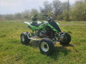 KAWASAKI KFX 400, KEIN SUZUKI LTZ 400