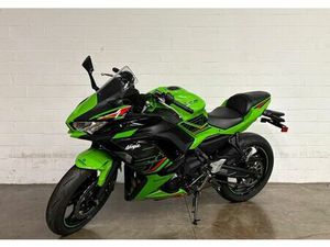 KAWASAKI NINJA 650 - NEUWERTIGER ZUSTAND!