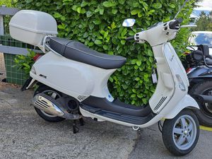 VESPA 125 LXS